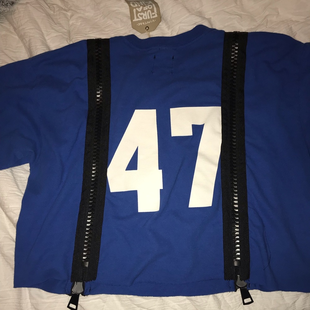 LF tee - Picture 2 of 3